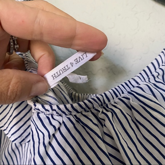 Ruffle cotton top - Picture 4 of 5